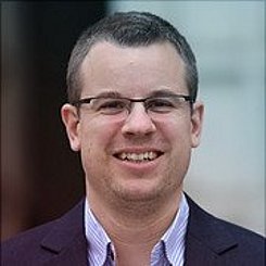 Herr AOR Dr. Matthias Berghorn
